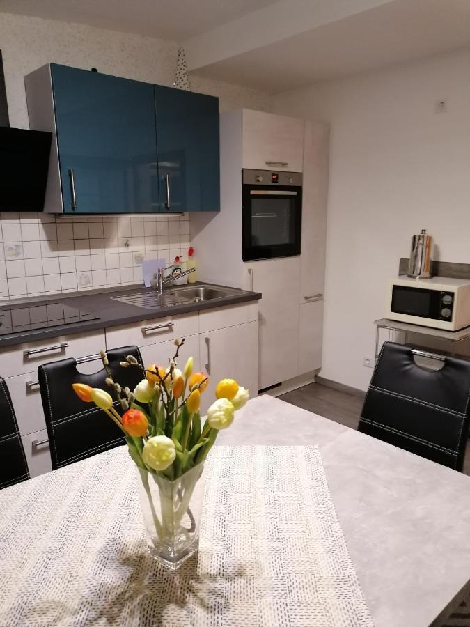 Ferienwohnung Schmitz Anschau Bagian luar foto
