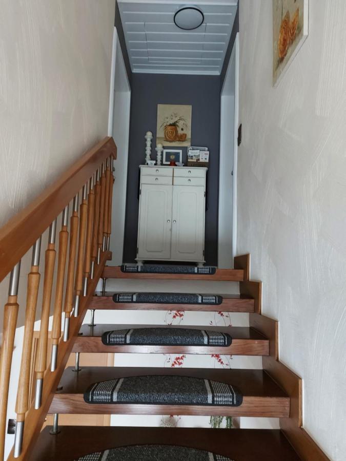Ferienwohnung Schmitz Anschau Bagian luar foto
