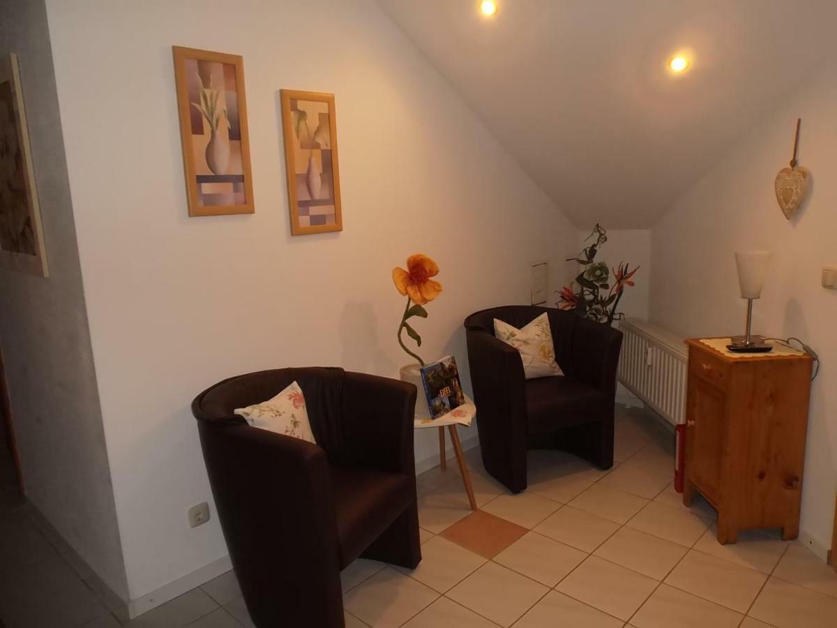 Ferienwohnung Schmitz Anschau Bagian luar foto