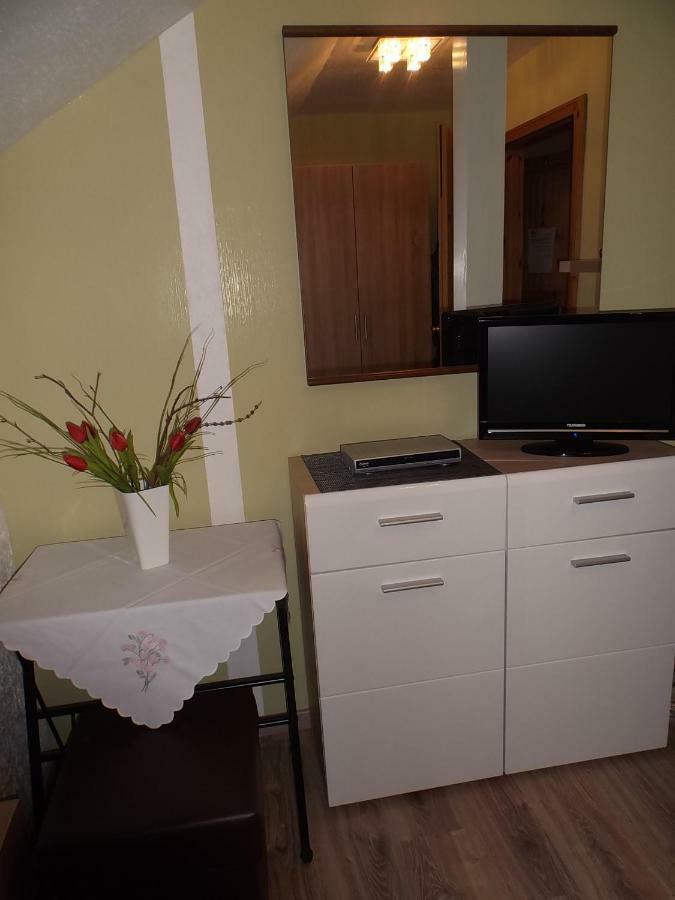 Ferienwohnung Schmitz Anschau Bagian luar foto